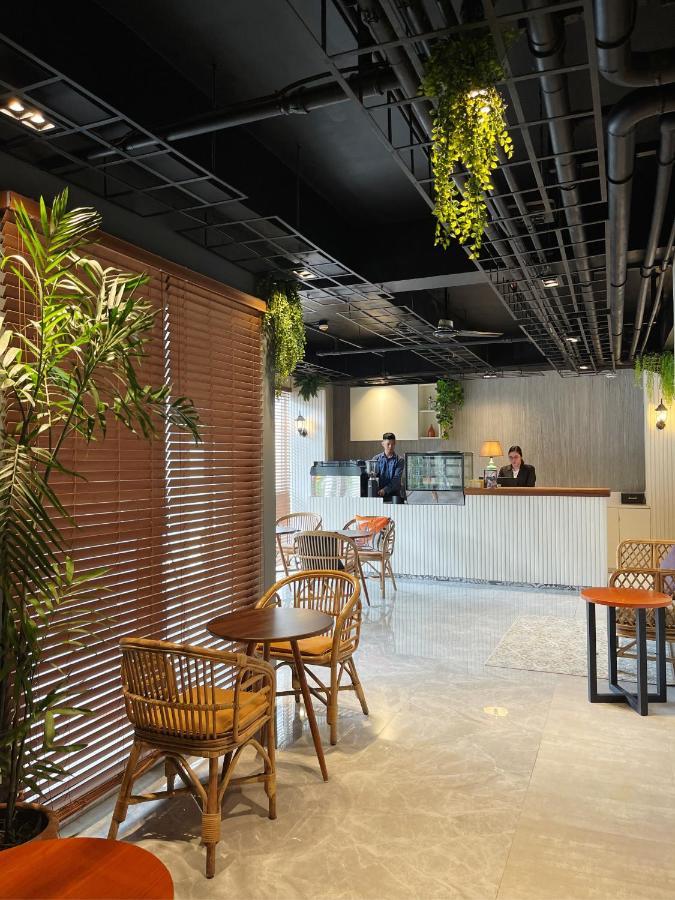 Airo Suites Makati ปาไซ ภายนอก รูปภาพ