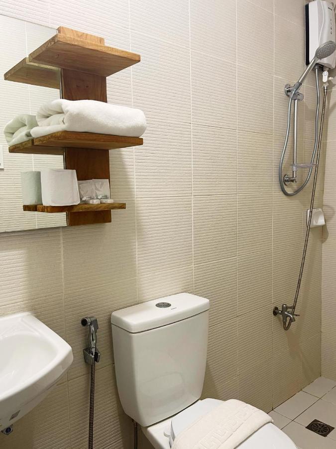 Airo Suites Makati ปาไซ ภายนอก รูปภาพ