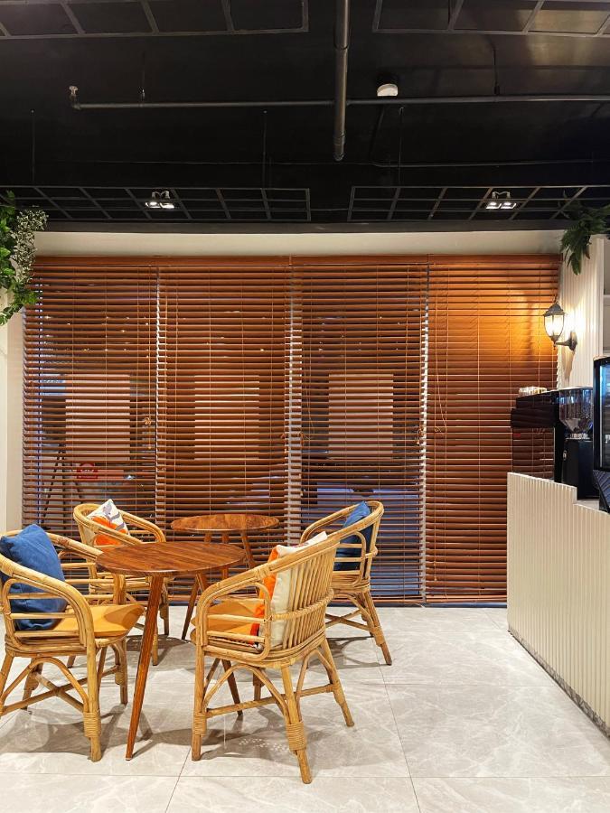 Airo Suites Makati ปาไซ ภายนอก รูปภาพ