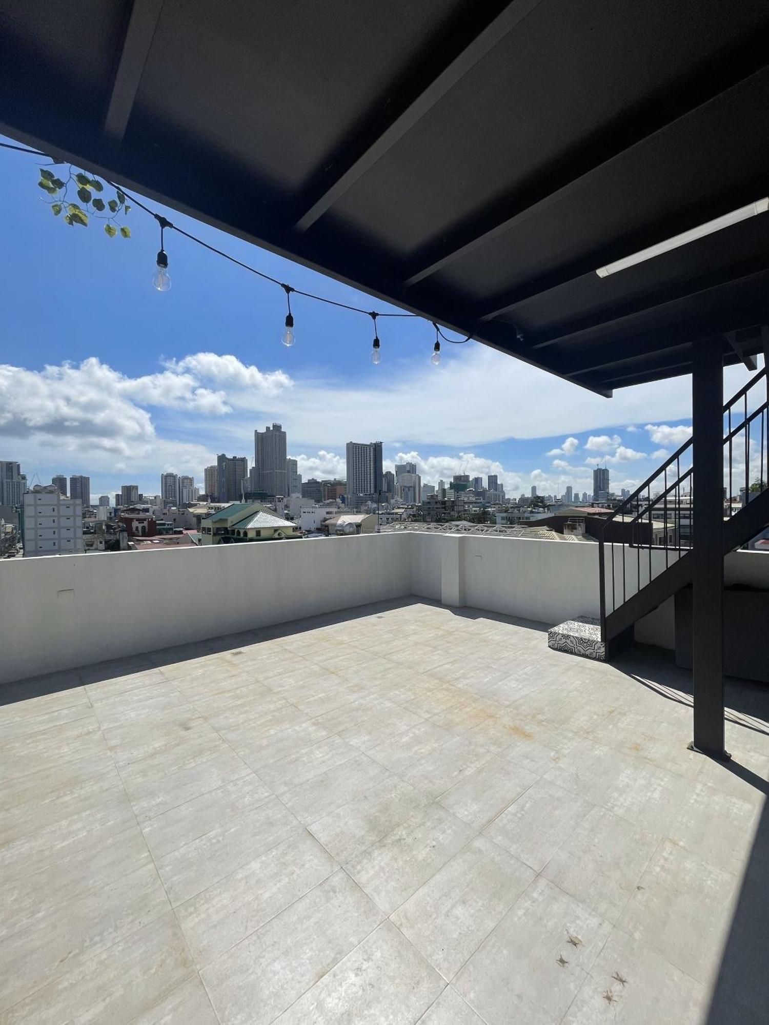 Airo Suites Makati ปาไซ ภายนอก รูปภาพ